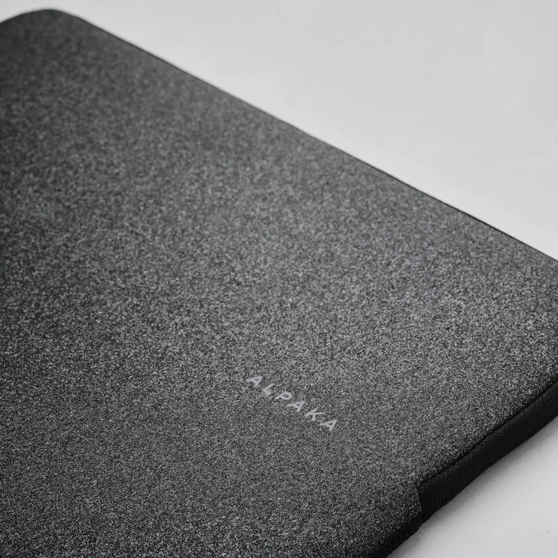 ALPAKA Slim Laptop Sleeve (14” / 16”)