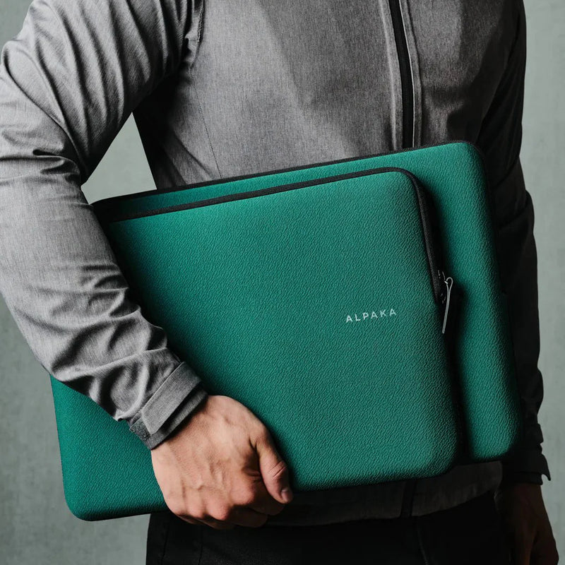 ALPAKA Slim Laptop Sleeve (14” / 16”)