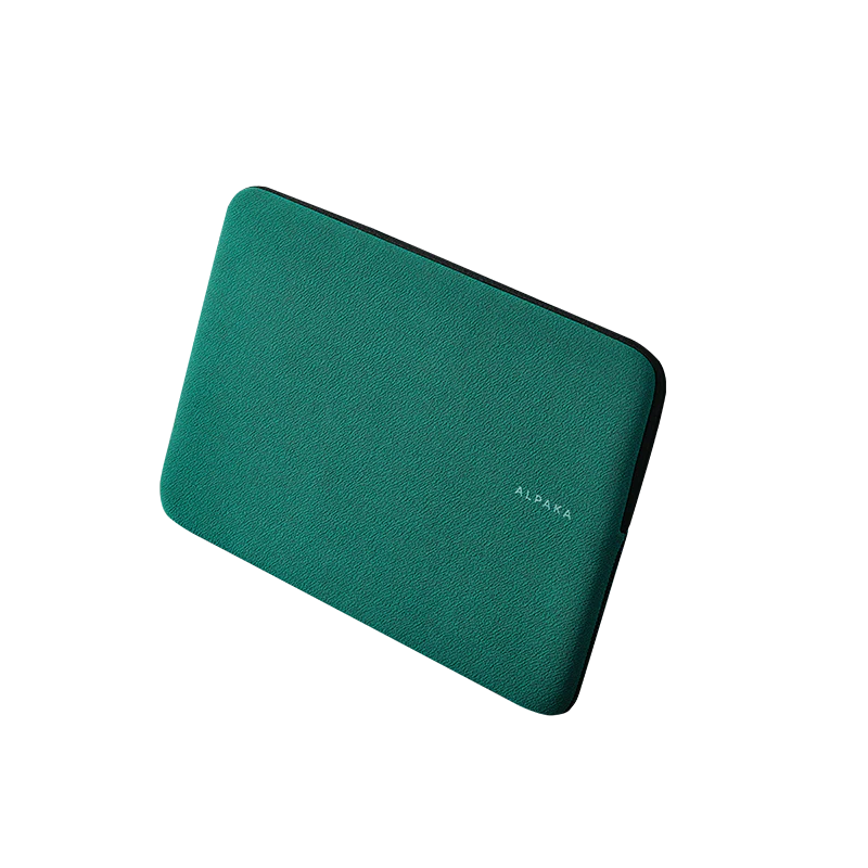 ALPAKA Slim Laptop Sleeve (14” / 16”)