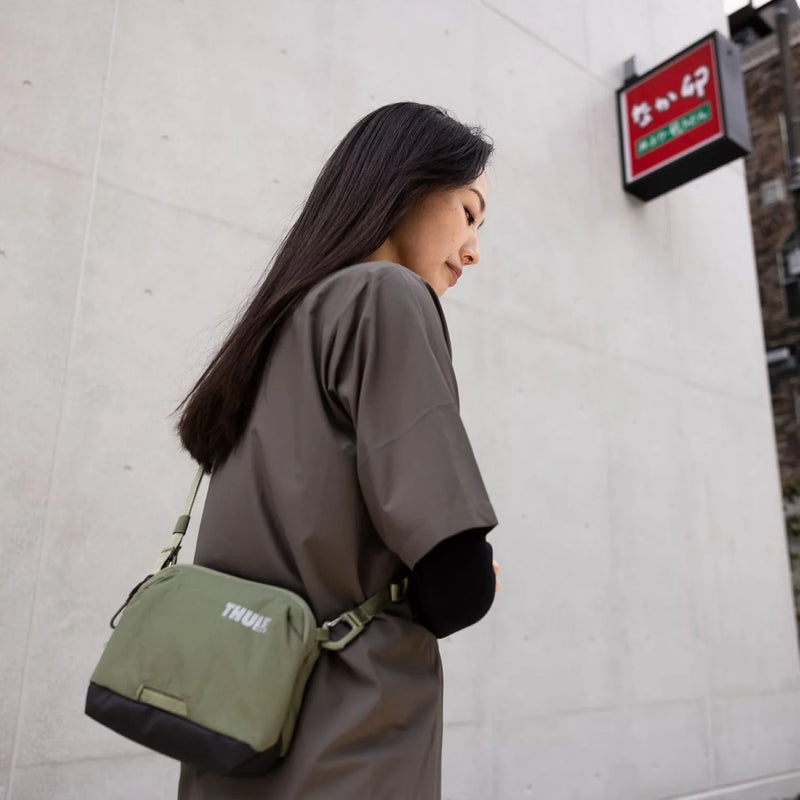 Thule Paramount Crossbody