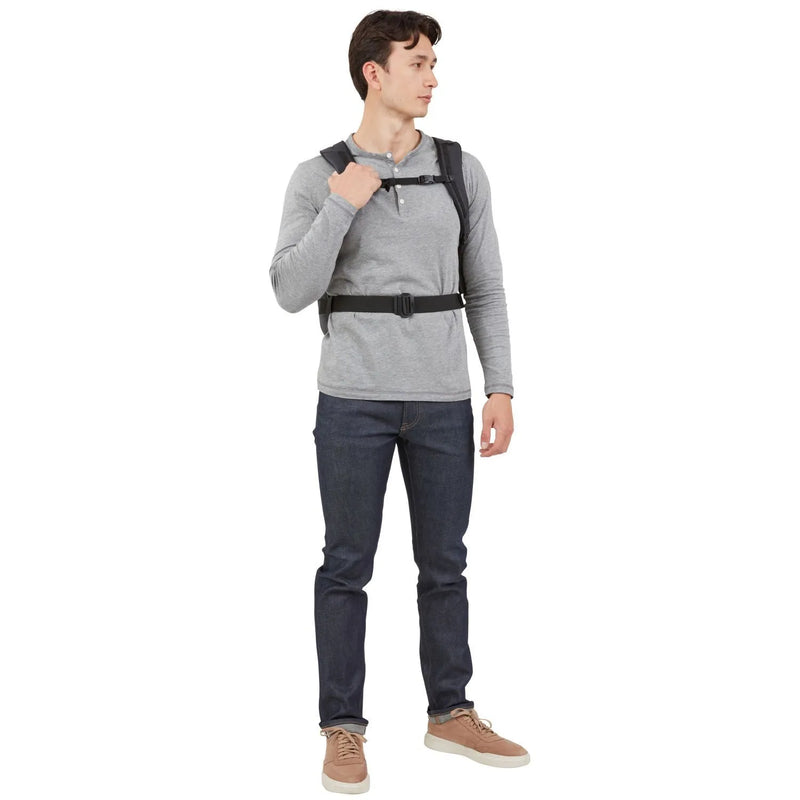 Thule Aion 28L Travel Backpack