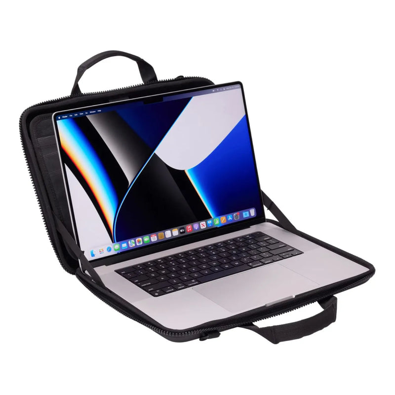 Thule Gauntlet 14″ Macbook Pro with Strap (14" / 16")