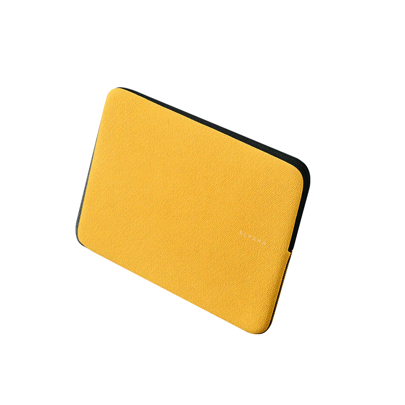 ALPAKA Slim Laptop Sleeve (14” / 16”)