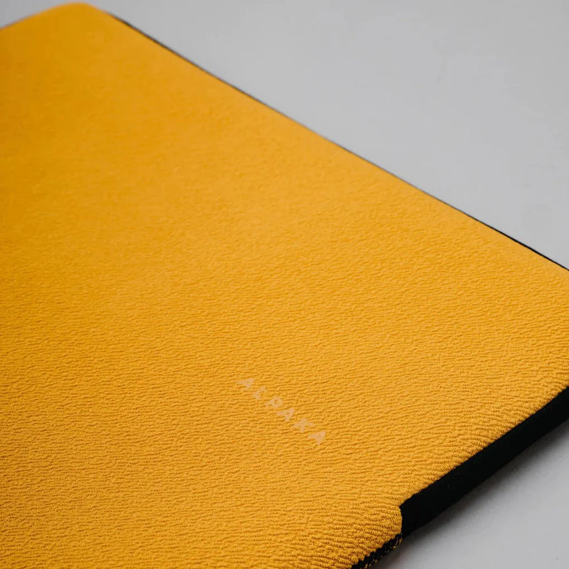 ALPAKA Slim Laptop Sleeve (14” / 16”)