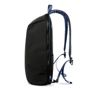 Bobby Switch backpack Shape-Shift Zipper System detail